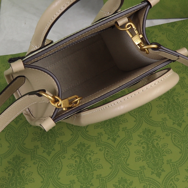 グッチバッグ着用イメージ